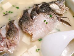 -胡子饮食店
