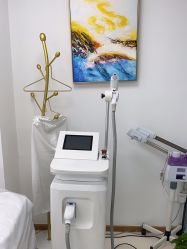 -薇兰专业脱毛连锁机构