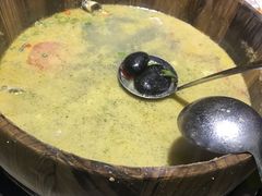 -秋语木桶鱼.酸菜鱼(开发区火车站店)