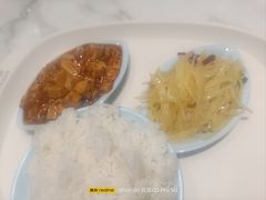 -荣华基·现炒快餐(肇嘉浜路店)