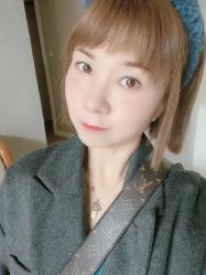 -茶发Salon·烫发染发理发