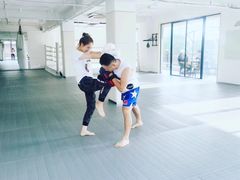 -EFL巴西柔术·综合格斗·泰拳·少儿体能训练(虹桥德必馆)
