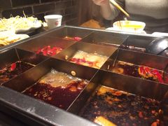 -百年川椒重庆老火锅(光谷店)