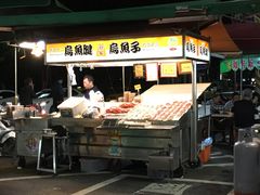 -六合夜市