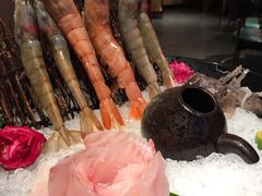海鲜集锦-煲宫猪肚鸡(晶品店)