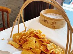 咸蛋黄荞麦锅巴-小厨娘淮扬菜(六合欢乐港店)