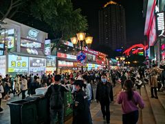 -八一路好吃街(雨田商务大厦店)