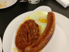 奶酪肉酱煎香肠-瑞食酒馆 La Taverne Suisse