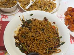 -堂瓦里·33年传统赣菜(第一街区店)