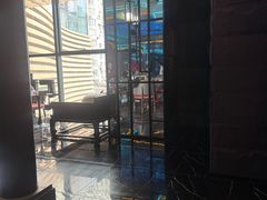 -屋有岛沉浸游戏旗舰店(中山公园店)