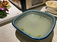 给儿子给的涮辣椒的高汤-红辣椒·川菜·火锅(科华路店)