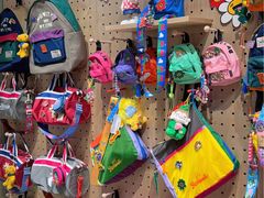 -燕莎奥特莱斯购物中心