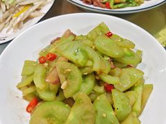 -九头鹰家宴(岳家嘴店)