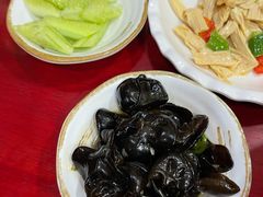 -金杨拉面王小吃面馆·牛三宝面·红烧牛肉粉