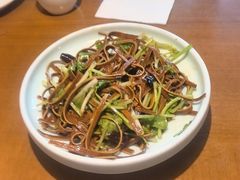 -吕氏疙瘩汤•海鲜新鲁菜(江山南路店)