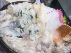 -红鼎豆捞·非遗鲍皇汤火锅(宝丰路店)