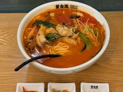 -蒙自源米线(虎门国际购物中心店)