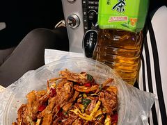 爆辣干锅鸭头-安诚居干锅鸭头(八角店)