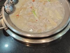 -老来福·非遗酸汤兔(凯旋路店)