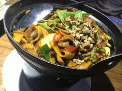-雀舞云南菜(乐客城店)