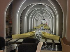 -涨巢·潮玩水疗局