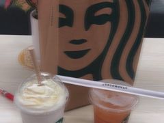 -星巴克(成都市中海右岸环宇坊店)