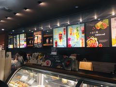 -星巴克(上海虹桥新天地二店)