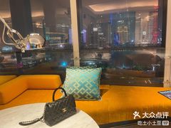 -CHANEL(恒隆广场店)