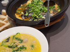 -香山湖家家宴(中山陵店)