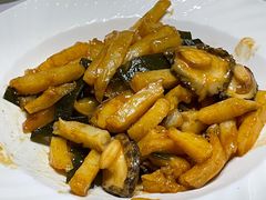 鲍鱼烧土豆-开海·红岛海鲜虾水饺(石老人店)