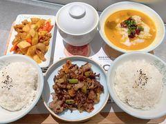 -老乡鸡(上海白玉兰广场店)