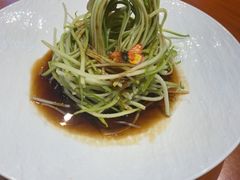 -乡村馕坑肉·烧烤·新疆菜·本地人更爱吃(阿勒泰首店)