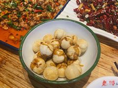 酸菜炒元宵-兔槽江湖菜·重庆璧山兔(水围店)