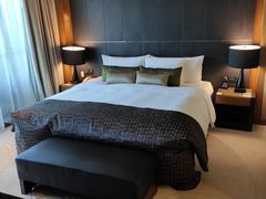 -上海滴水湖皇冠假日酒店