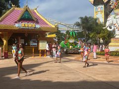 -七彩云南欢乐世界