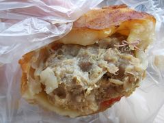 榨菜鲜肉月饼-王家沙点心店(南京西路总店)
