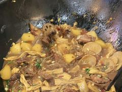 -70後铁锅炖(坡博总店)