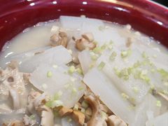 -明本湛江鸡•海鲜小厨(陈家祠店)