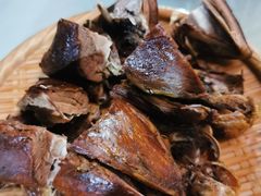 黄泥烧鸽子-燕郊烧鸽子(酷车小镇店)