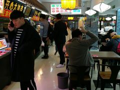 等位区-大学城美食街