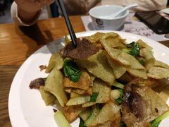 -黄泥岗·地道湖北菜(奥特莱斯店)