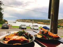 -12 Rocks Beach Bar Cafe