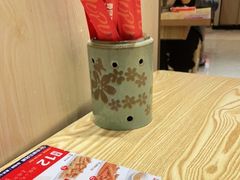 -魔都三兄弟酸辣粉·蘸卤炸串(虹桥万科店)