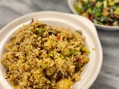 铜锅牛肝菌土豆炒饭-蔼若春.传承三十年云南菜(金碧公园店)