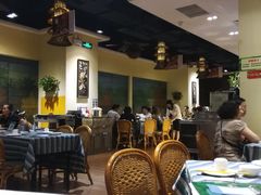 -兰桂坊粤泰美食(较场西店)