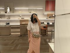 -LV路易威登(海信广场店)