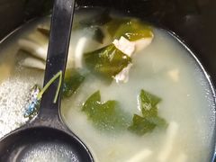 -丽虹云南过桥米线(兴工街店)
