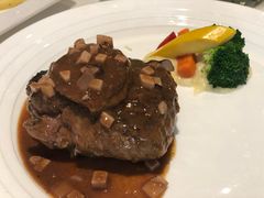 扒鹅肝小牛排-维兰西餐(万泉河店)