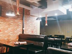 卡座-炙韩料理·部队锅专门店