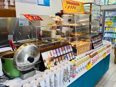 -全家便利店(四平路六店)